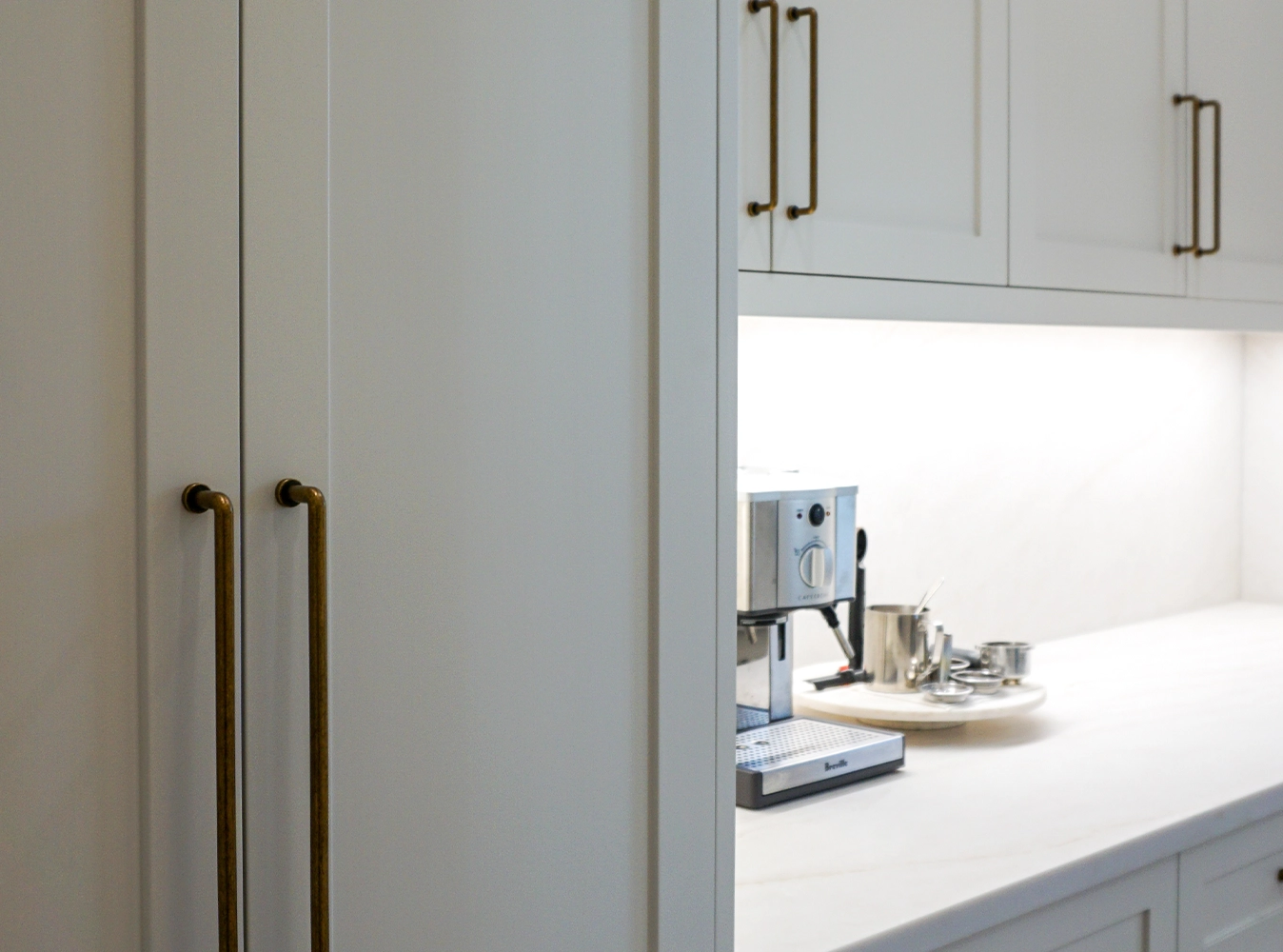 LP Kitchens & Cabinetry custom kitchen craftsmanship Hamilton Ontario